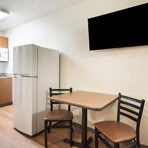 Studio Queen Room Disability Access Non-Smoking
